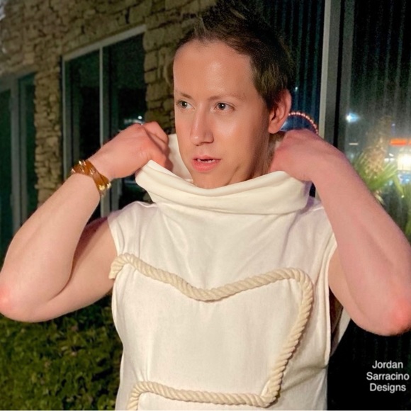 Jordan Sarracino Designs Avant-Garde Fashion 2021 - Picture 1 of 2